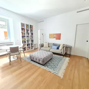  Apartment Moscova - Volta Charme